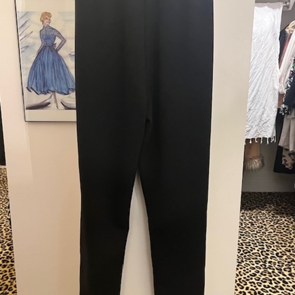 Black pleated dress pants with pockets and elastic waste band (L). NWOT - Picture 3 of 3